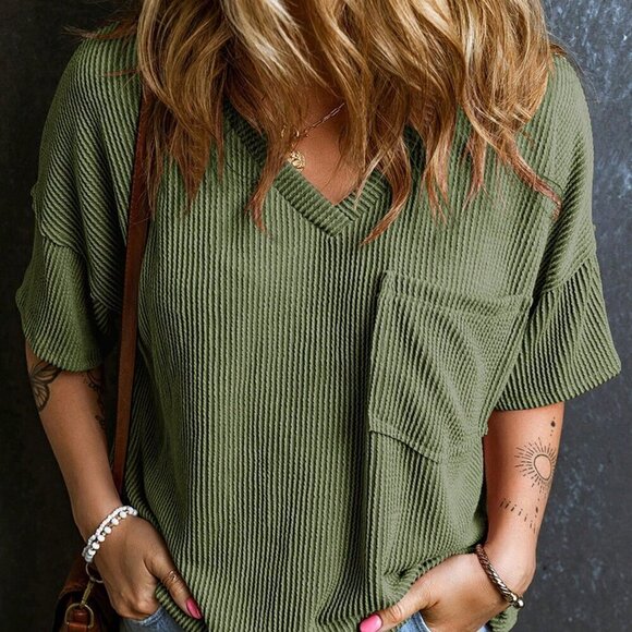Green Casual Women's Twisted Threaded Short-Sleeved T-Shirt - Picture 1 of 5